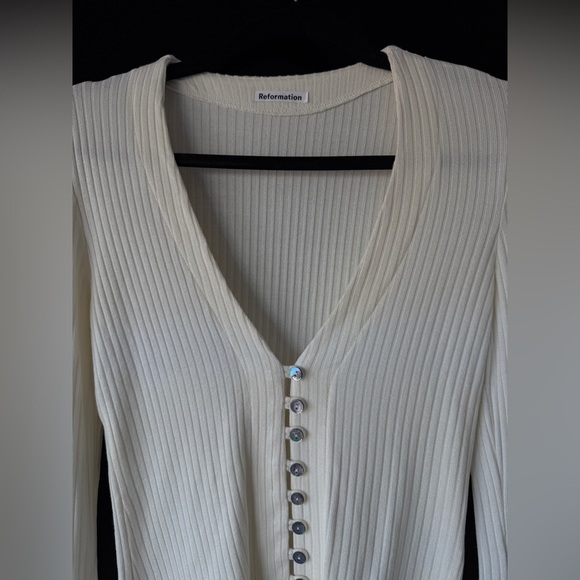 Reformation Ivory Ribbed Top - Picture 2 of 3